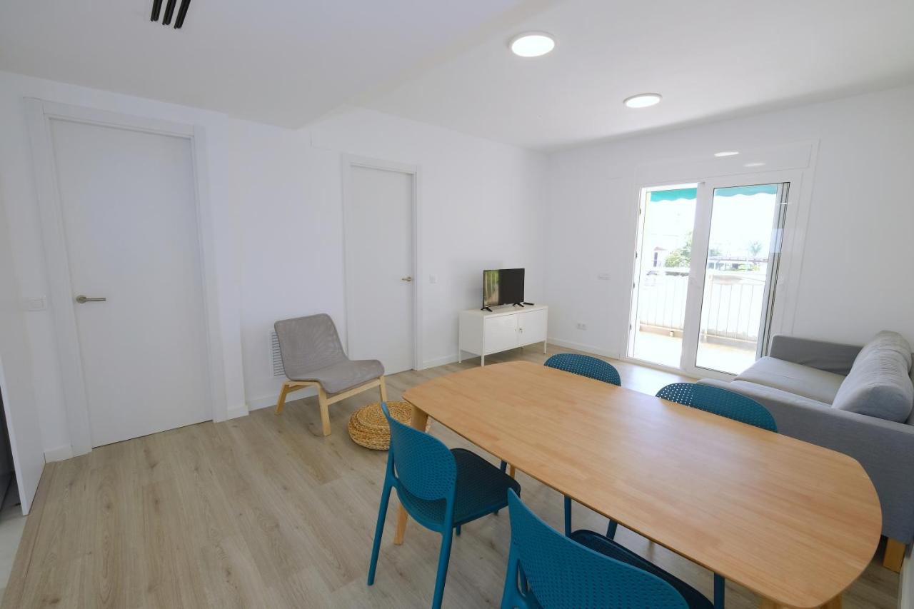 Apartaments Alex 캠브릴스 외부 사진